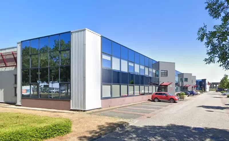 Bedrijfshal te Huur Hoofddorp 812m²