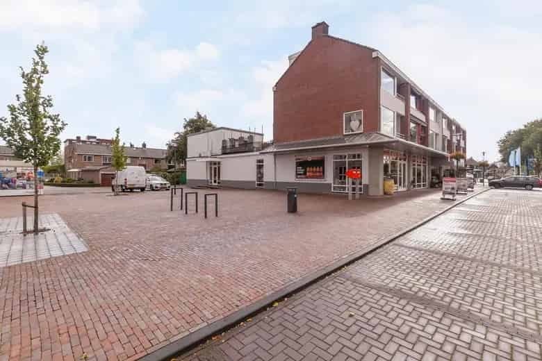 102m2 Winkelruimte te Huur Krimpen aan de Lek