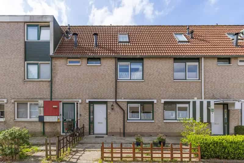 Ruime Tussenwoning Molenbuurt 4 Slaapkamers Tuin Starters Klussers