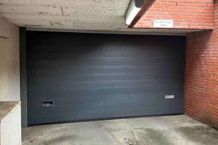 Garagebox Groningen | Zoek garageboxen te koop: Meeuwerderweg 10 9724 ET Groningen [funda in business]