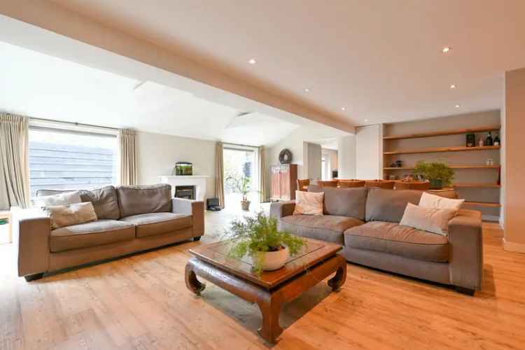Huis te koop Hoevelaken: Multifunctionele woning met dubbele bewoning