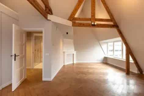 3 Kamer Appartement Hilversum Stationsplein 72m² Luxe gerenoveerd