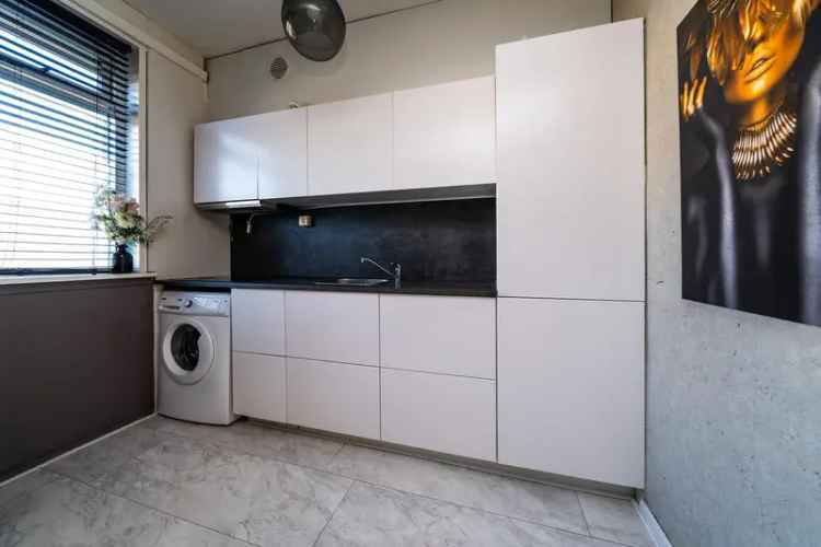Modern 3-kamer appartement Rotterdam Schiebroek met lift en balkon
