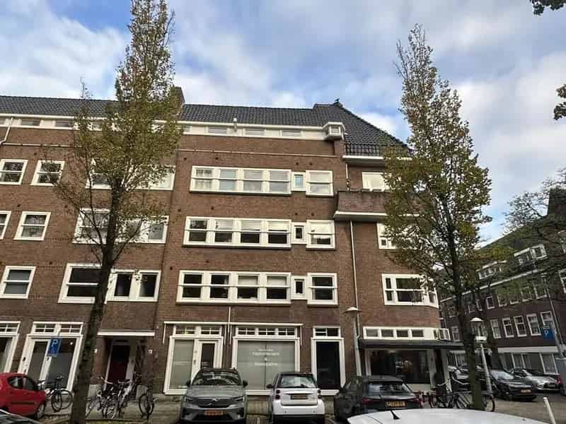 Gerenoveerd Appartement Rivierenbuurt 70m²