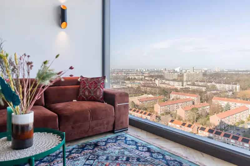 Rijswijk appartement te koop: 2 kamers, panoramisch uitzicht, 2 parkeerplaatsen