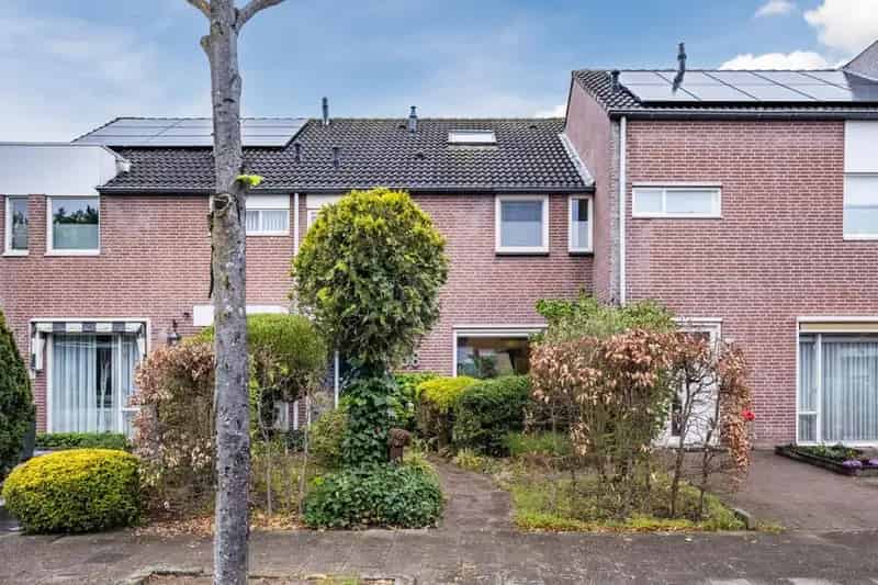 Ruime woning te koop in Achtse Barrier Eindhoven