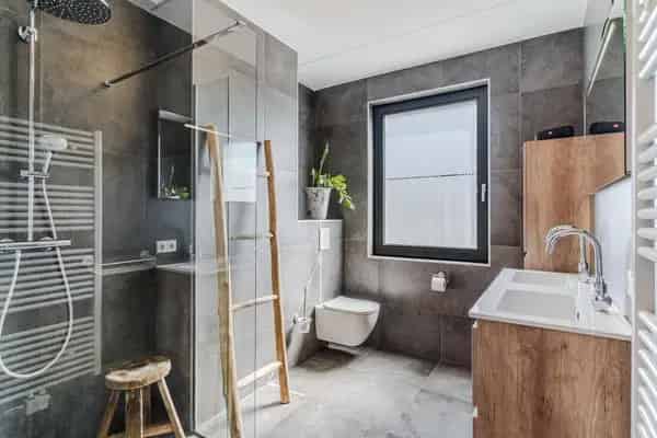 Luxe Hoekwoning Roosendaal 3 slaapkamers 2 parkeerplaatsen Energielabel A