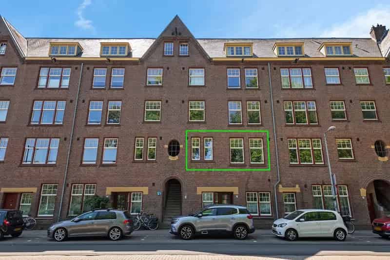 Appartement Amsterdam Spaarndammerbuurt 55m2 gerenoveerd