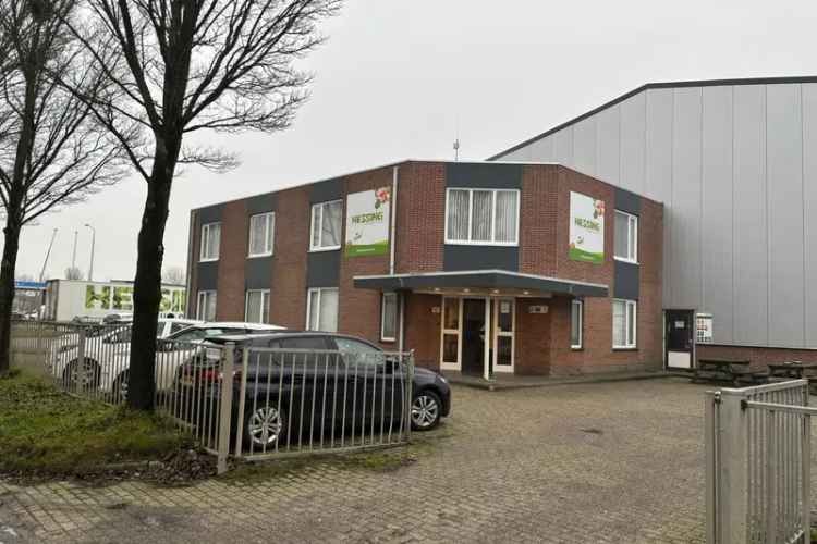 Kantoor Zwaagdijk-Oost | Zoek kantoren te huur: Marktweg 10 1681 NM Zwaagdijk-Oost [funda in business]