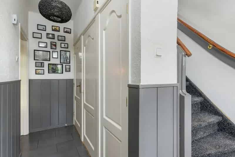 Geheel gerenoveerde tussenwoning Apeldoorn
