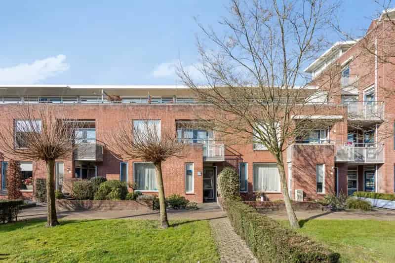 Appartement te koop Waalwijk 3 slaapkamers groot dakterras