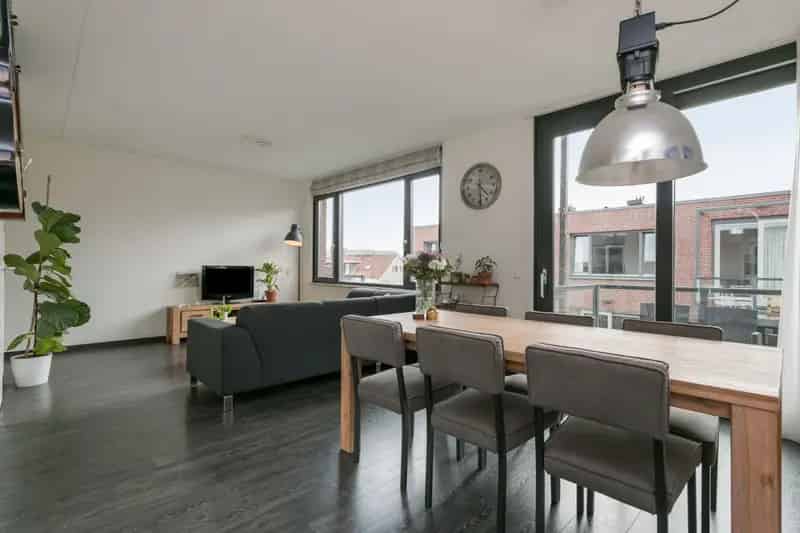Modern 3-kamerappartement Breda Centrum Parkeerplaats Lift Balkon