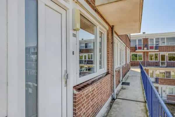 Ruim 4 Slaapkamers Appartement 2 Balkons Lombardijen Rotterdam