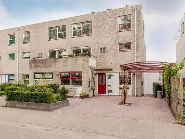 Moderne Hoekwoning Almere  Energiezuinig Gezinnen