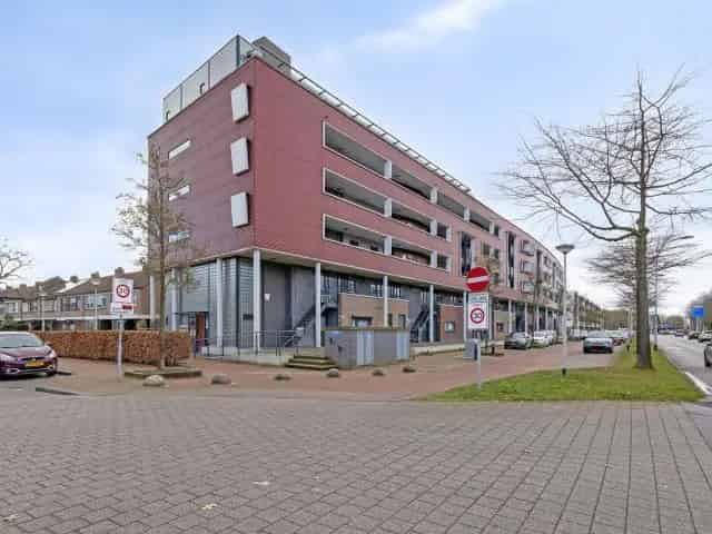 Modern 2-kamer Penthouse Appartement Roosendaal Nabij Stadscentrum
