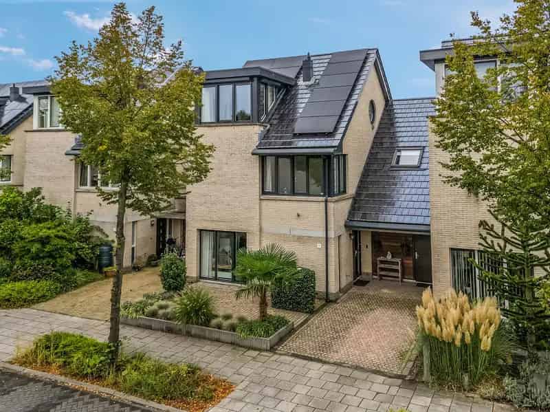 Luxe Gezinswoning Loovelden 5 slaapkamers Grote Tuin