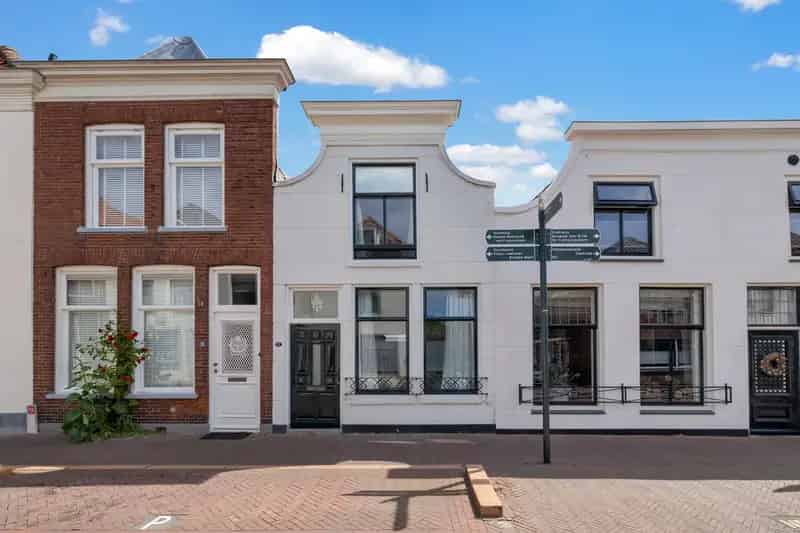 Rijksmonument Brielle: Geheel Gemoderniseerd 2 Slaapkamers Patio