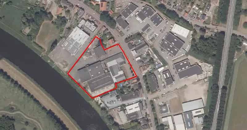 Bedrijfshal Terheijden 5500m2 Opslag Productie Showroom Kantoor