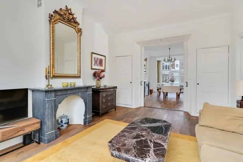 Ruime Bovenwoning Duinoord 174m2 Jugendstil Details