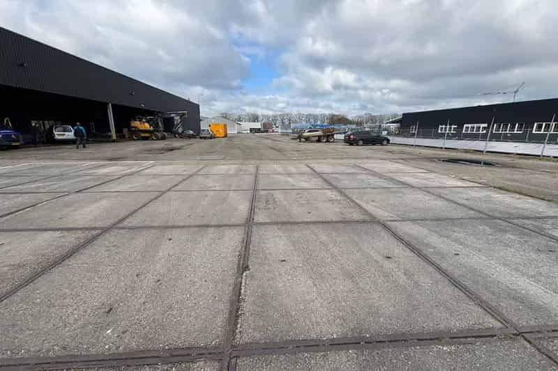 Bedrijfshal Nijverdal te Huur 2580m2
