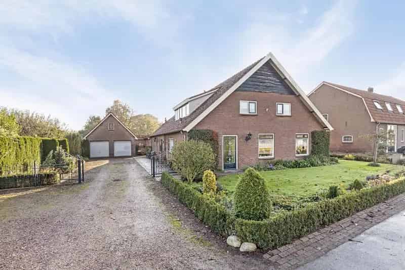 Woonboerderij 2 Woondelen 3560m2 Landelijk Wonen