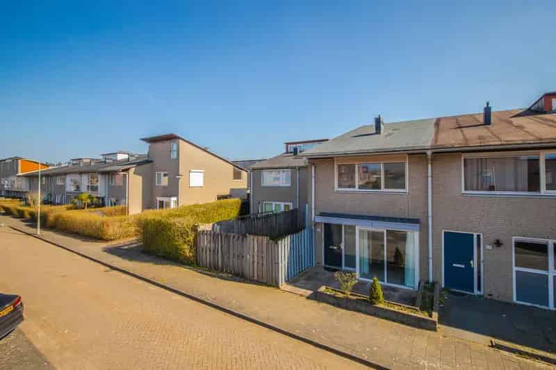 Huis te koop Arnhem Rijkerswoerd: 3 slaapkamers serre kindvriendelijk