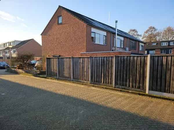 Starterswoning Helmerhoek 4 slaapkamers tuin parkeerplaats