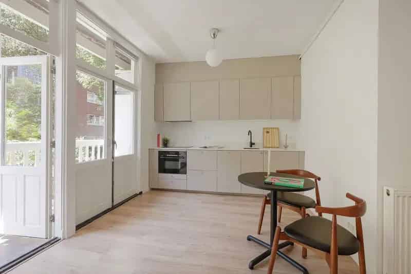 Amsterdam Appartement te Koop: Starterwoning 37m2 Vernieuwbouw 2025