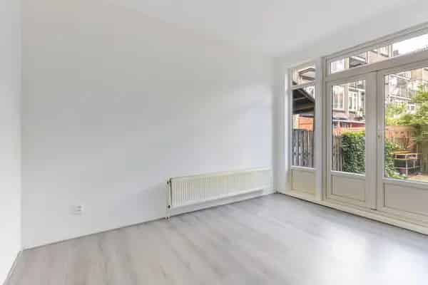 3 Kamer Woning Met Tuin Te Koop In Rotterdam