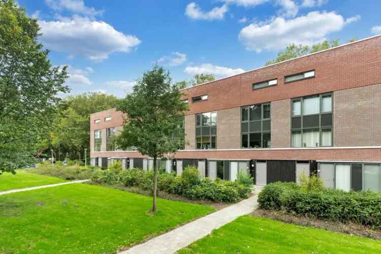 Huis te koop Rotterdam Ommoord 4 slaapkamers dakterras