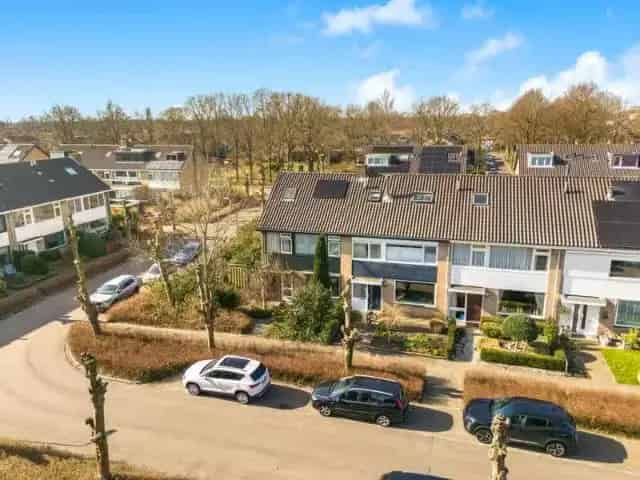 Riante Hoekwoning Heiloo 4 slaapkamers tuin garage energielabel C