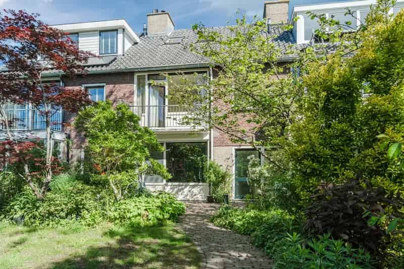 Huis te koop Leusden: 6 slaapkamers, royale woning, tuin