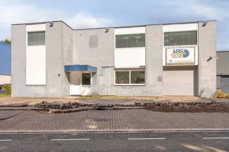 Bedrijfshal te koop Zwijndrecht 648m² Kantoorruimte A16
