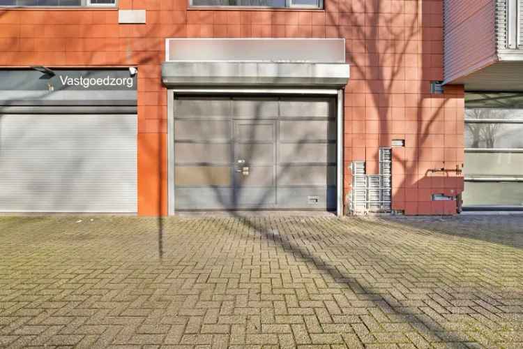 Bedrijfshal Amsterdam Westpoort 347m² te koop