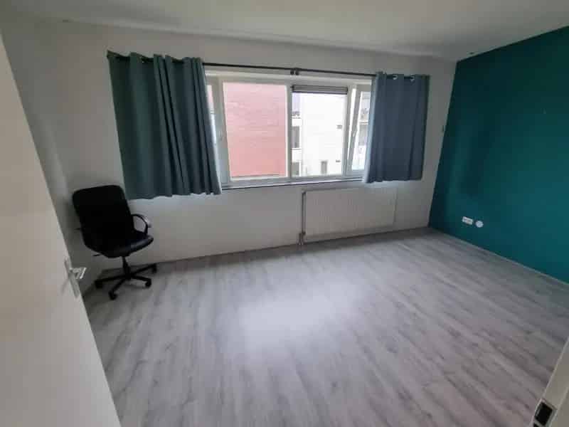 Kamer 15m2 te huur Nieuw Vennep