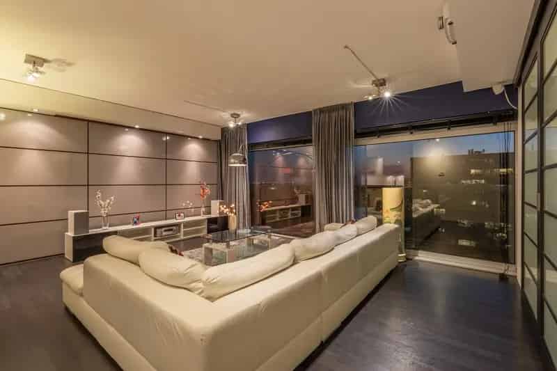 Luxe 3 Kamer Appartement Amsterdam  75m2  A+ Label Parkeerplaats