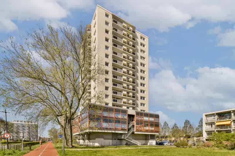 Modern Appartement 78m2 Haarlem gerenoveerd 2005