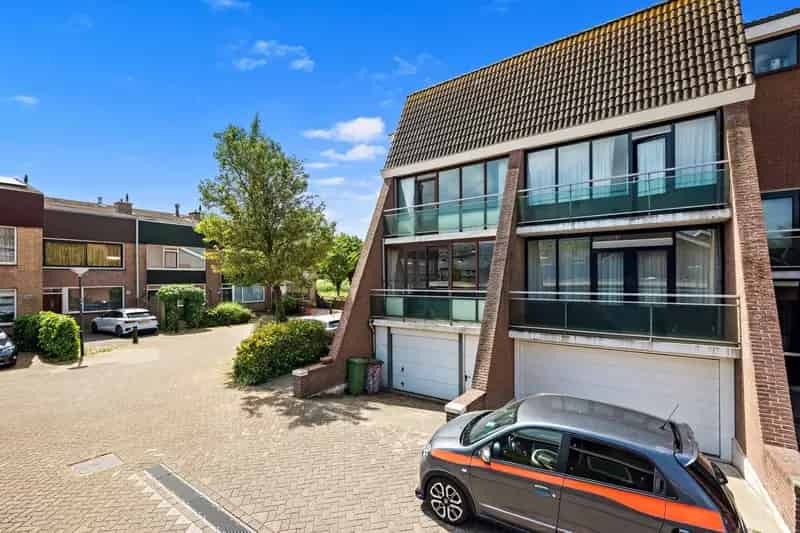 Huis te koop Maassluis 4 slaapkamers garage tuin 174m2