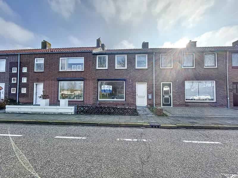 Eengezinswoning Breskens 3 slaapkamers  Vrij uitzicht Park  Instapklaar