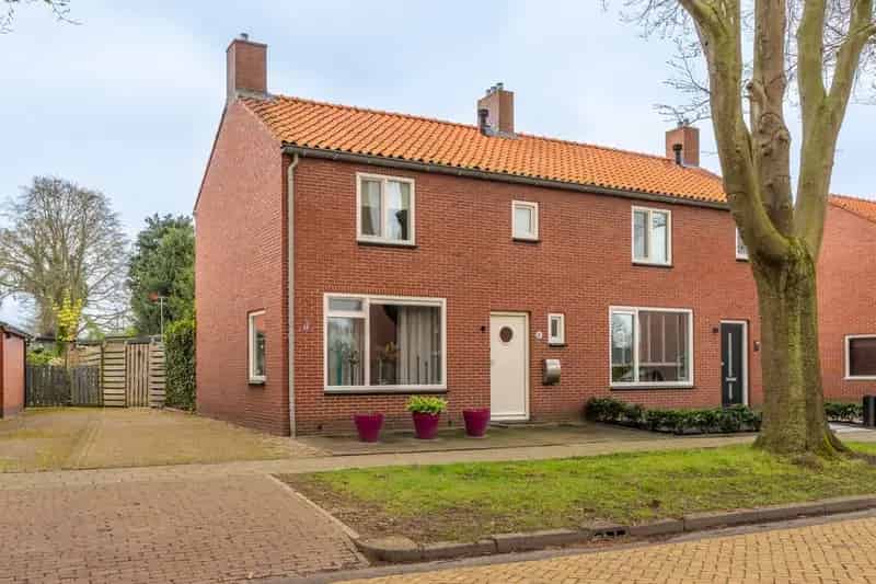 Instapklare Halfvrijstaande Woning Vlagtwedde 3 slaapkamers