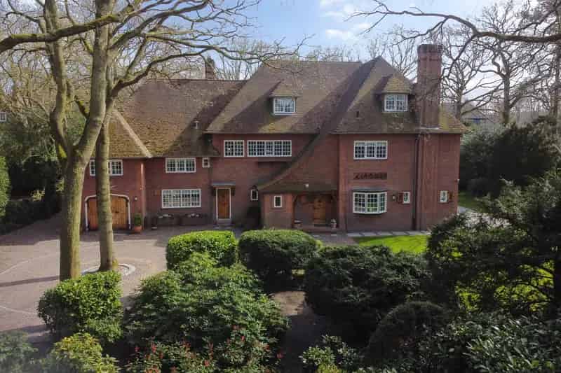 Landhuis Wassenaar 7 slaapkamers luxe gerenoveerd