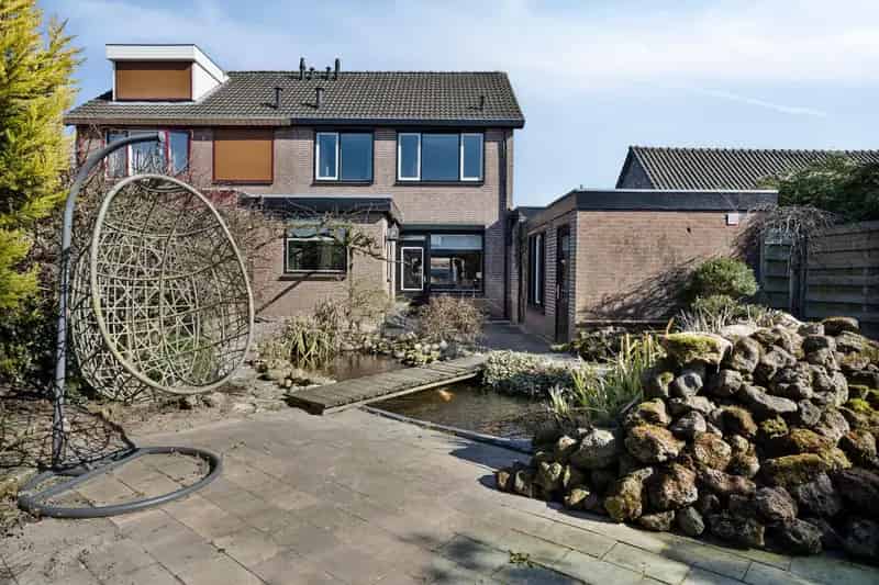 Tweekapper Millingen aan de Rijn: Ruime woning met tuin en 12 zonnepanelen