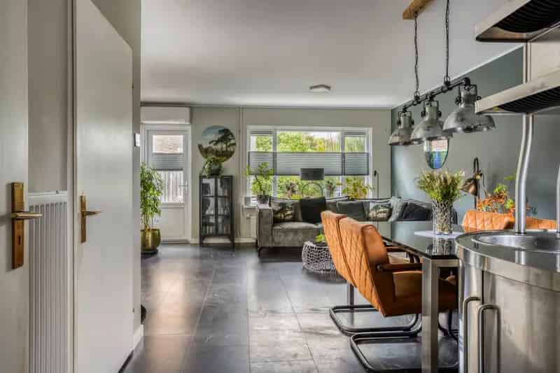 Ruime 4 Slaapkamer Eengezinswoning Wierden Garage Tuin Zonnepanelen