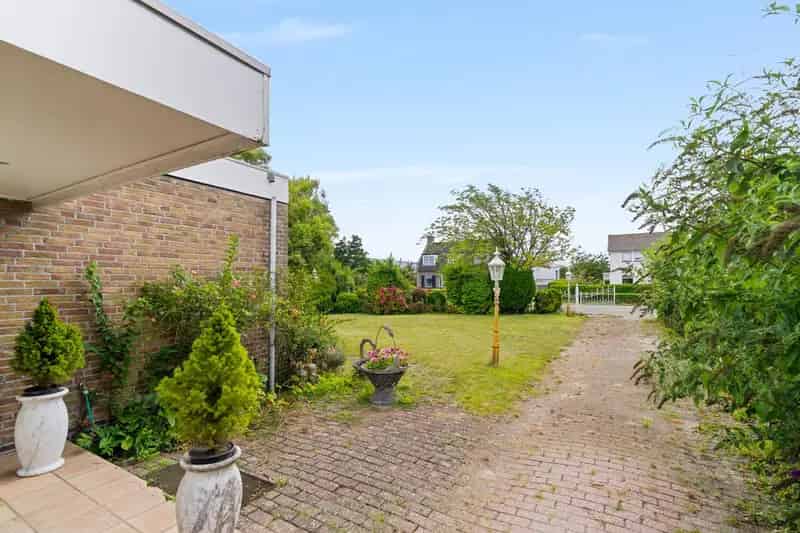 Vrijstaande Bungalow 865m2 Grond 161m2 Woon Nabij Strand Noordwijk