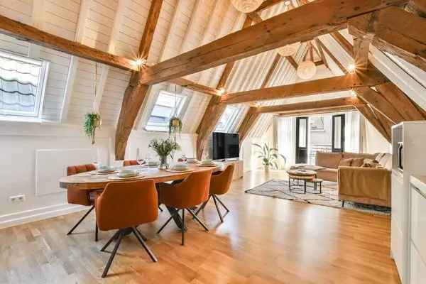 Luxe 5 Slaapkamers Bovenhuis Amsterdam Centrum Gerenoveerd