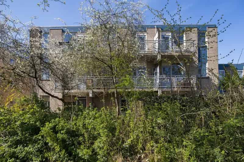 Utrecht Lunetten: 2-kamer appartement 34m² balkon berging