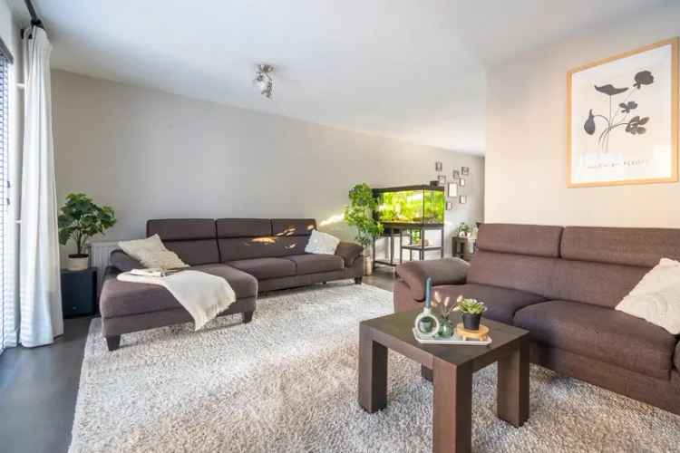 Huis te koop: Sint Janskruid 3 5071 GL Udenhout 