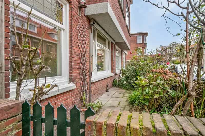 Appartement Den Haag Koopmans van Boekerenstraat 4 kamer gerenoveerd