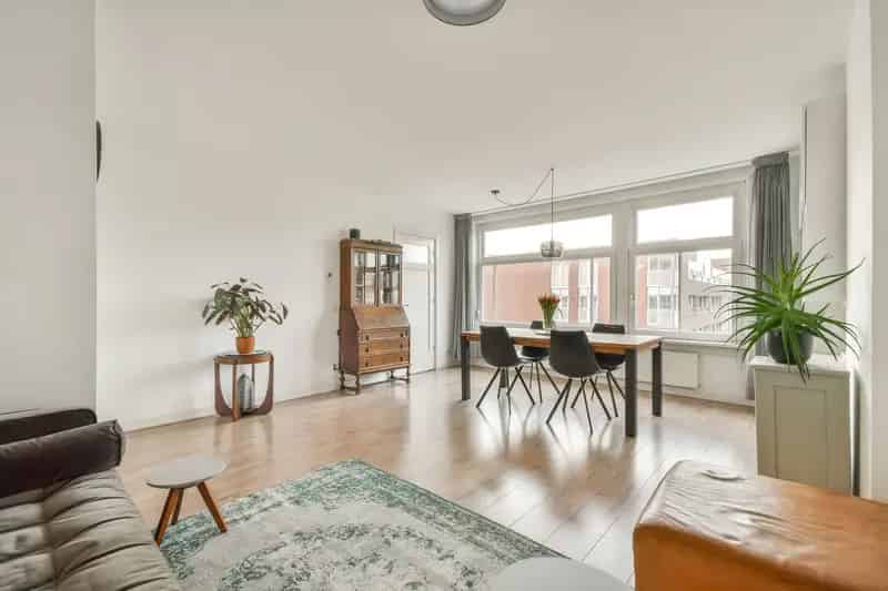 Amsterdam West Appartement 75m2  2 Slaapkamers Nabij Parken