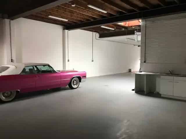 Bedrijfshal te koop Hilversum: Gerenoveerd pakhuis met nieuwe installaties